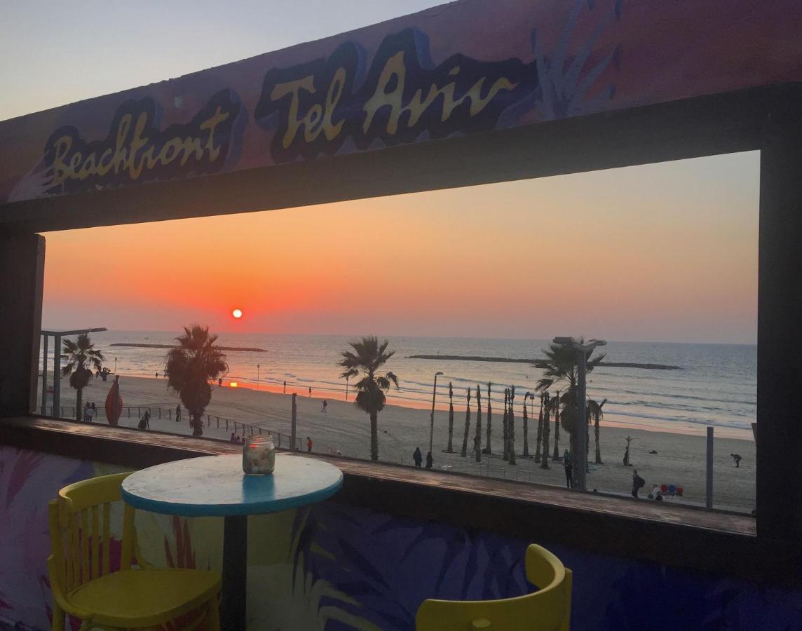 Beachfront Hostel Tel Aviv Exterior photo